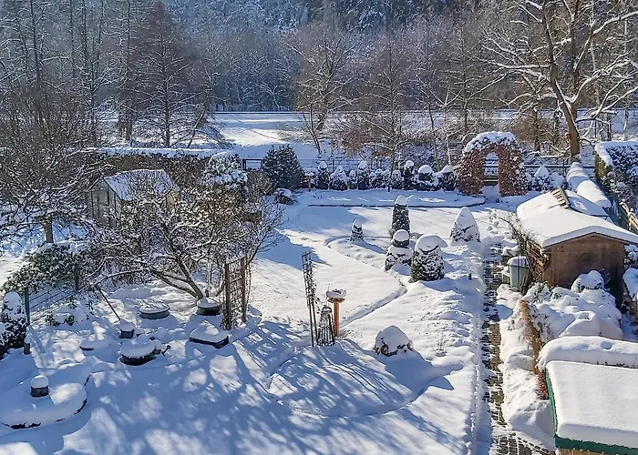 2 Bedroom Cozy In Finnentrop